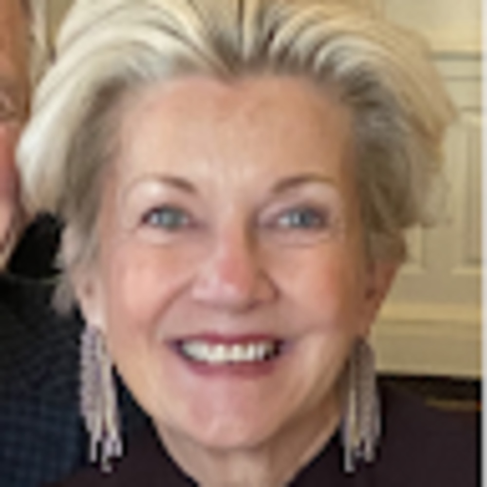 Meet your Posher, Lucinda